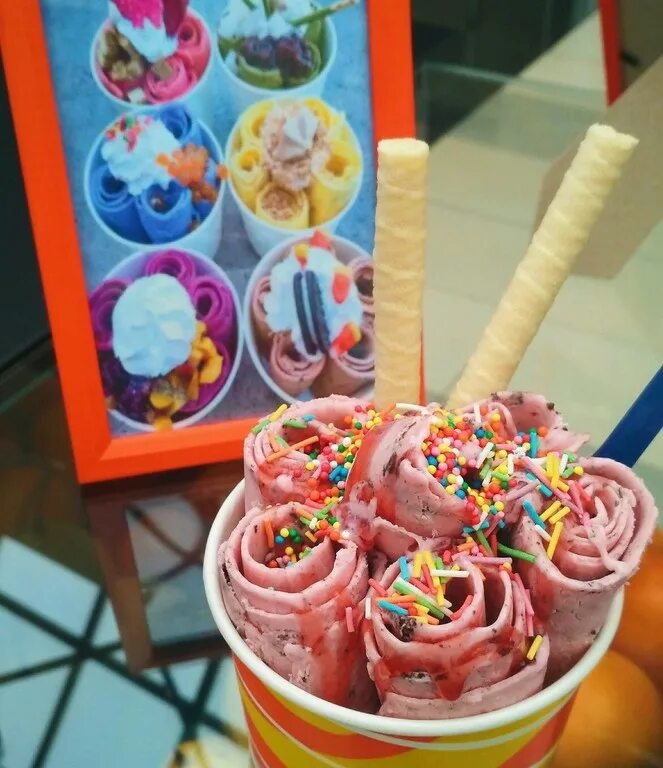 Kinder place. Kinder place. Кафе киндер плейс ртищево. Кафе киндер плейс ртищево. Kinder place.