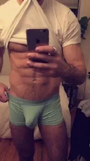 Sankt-Peterburgdan porno yulduz