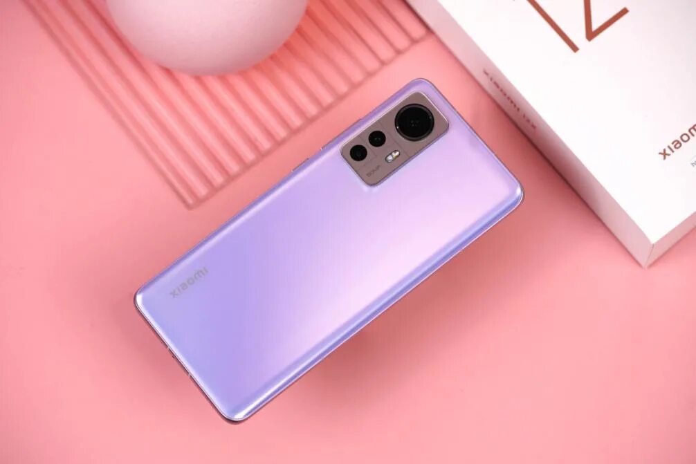 Xiaomi 12 золотой