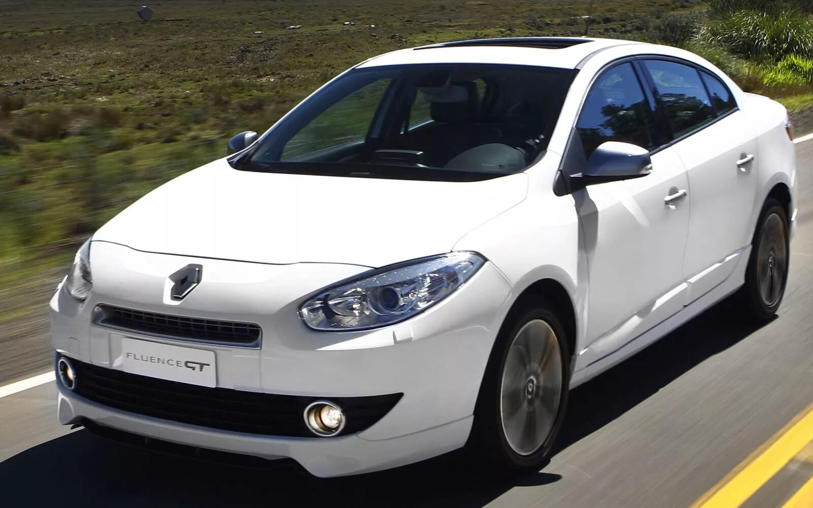 Renault Fluence gt. Renault Fluence gt 2012. Renault Fluence 2013. Renault Fluence 2014. Тюнинг рено флюенс