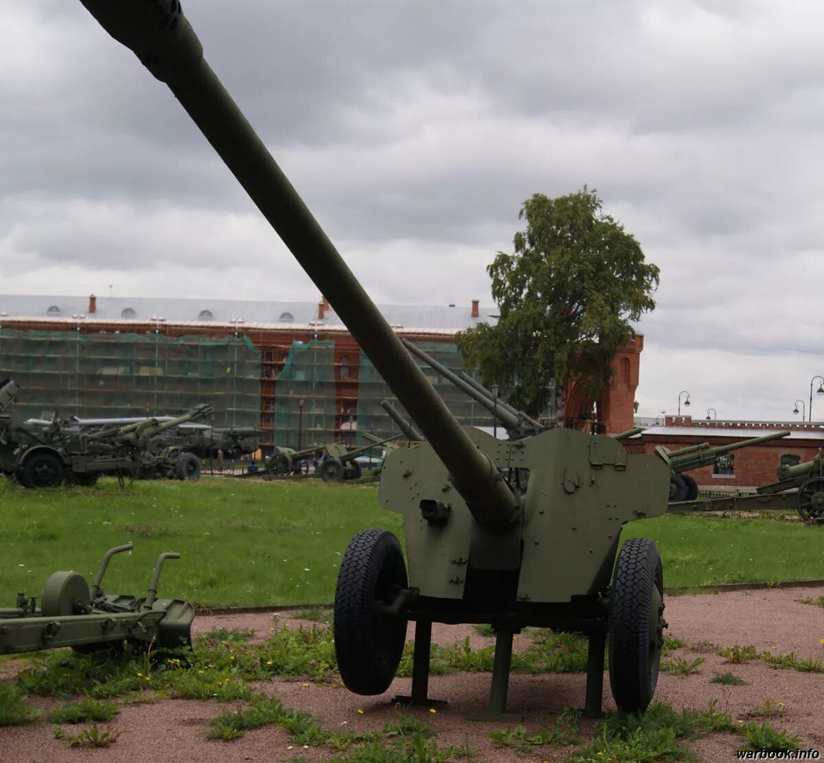 Противотанковая пушка МТ-12 Рапира. МТ-12 Рапира. 100 Mm МТ-12 «Рапира».. Противотанковую пушку МТ-12 «Рапира». Рапира противотанковая