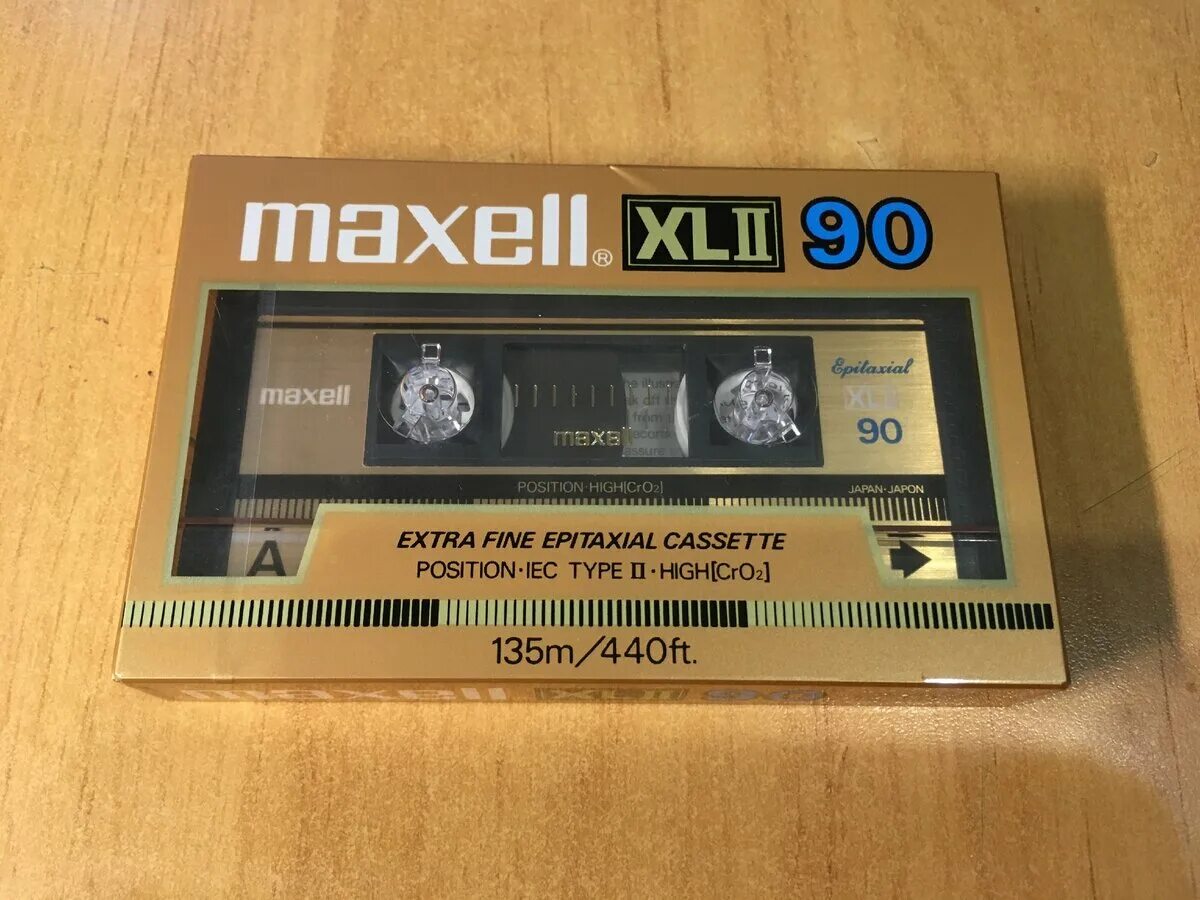 Кассета 80. Кассета Maxell XLI 90. Компакт кассета 80х. Кассета Maxell UD 2. Аудиокассеты Maxell Gold 100 110 120.