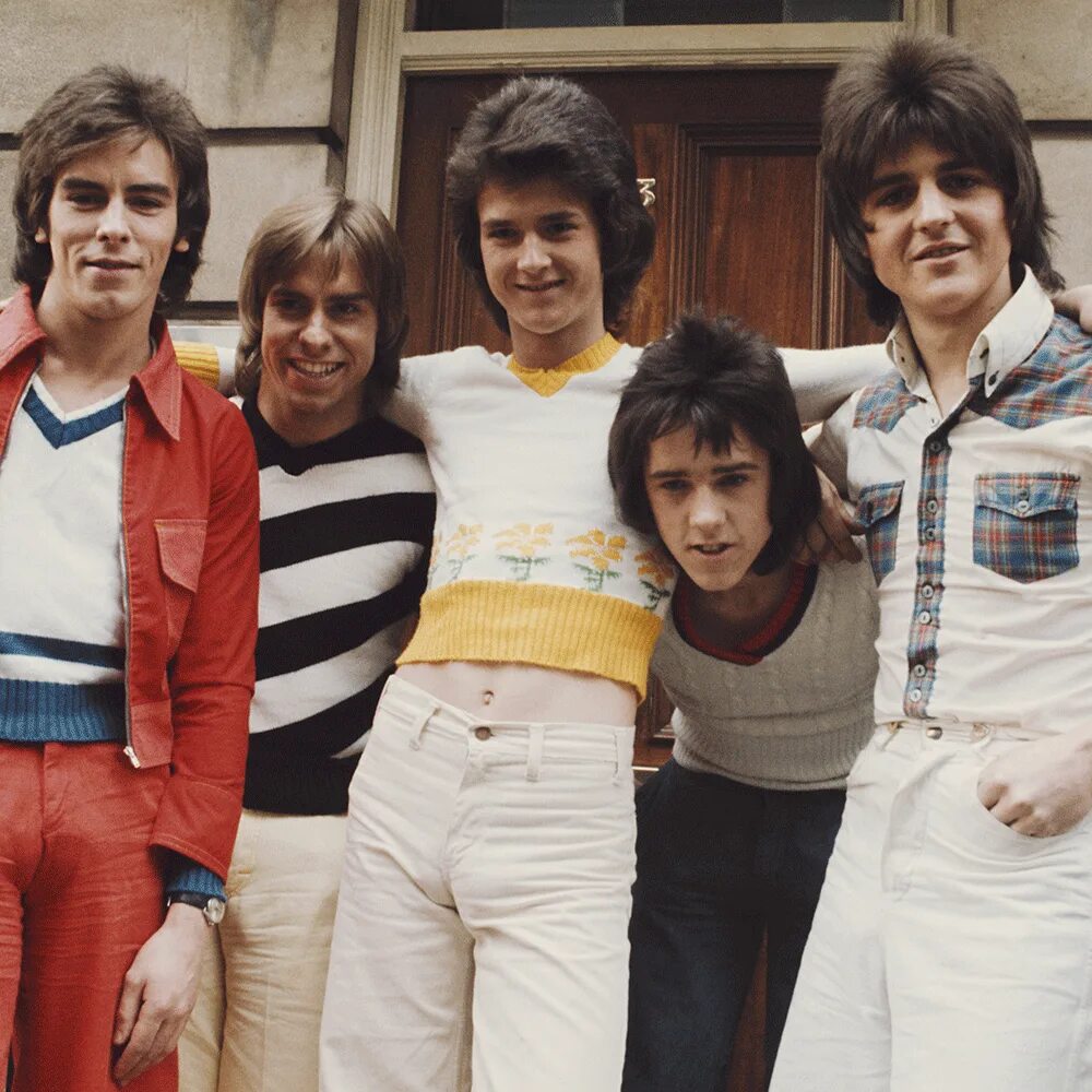 City rolling. Рок группа Bay City Rollers. Bay City Rollers 1974. Alan Longmuir. Bay City Rollers 1975.