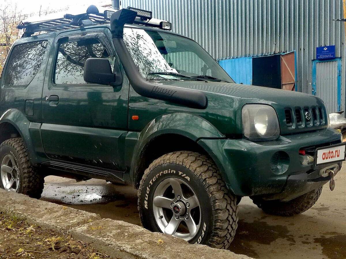 Джимни 1.3. Suzuki Jimny 2003. Suzuki Jimny зеленый. Suzuki Jimny 29 колеса. Зеленый Suzuki Jimny 2000.