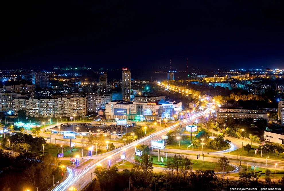 Хабаровск. Дальний Восток город Хабаровск. Хабаровск центр ночной. Современный Хабаровск.