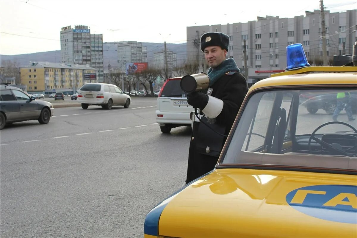 машина гибдд. машины дпс красноярска. полиция гаи. полк дпс красноярское. пост дпс.