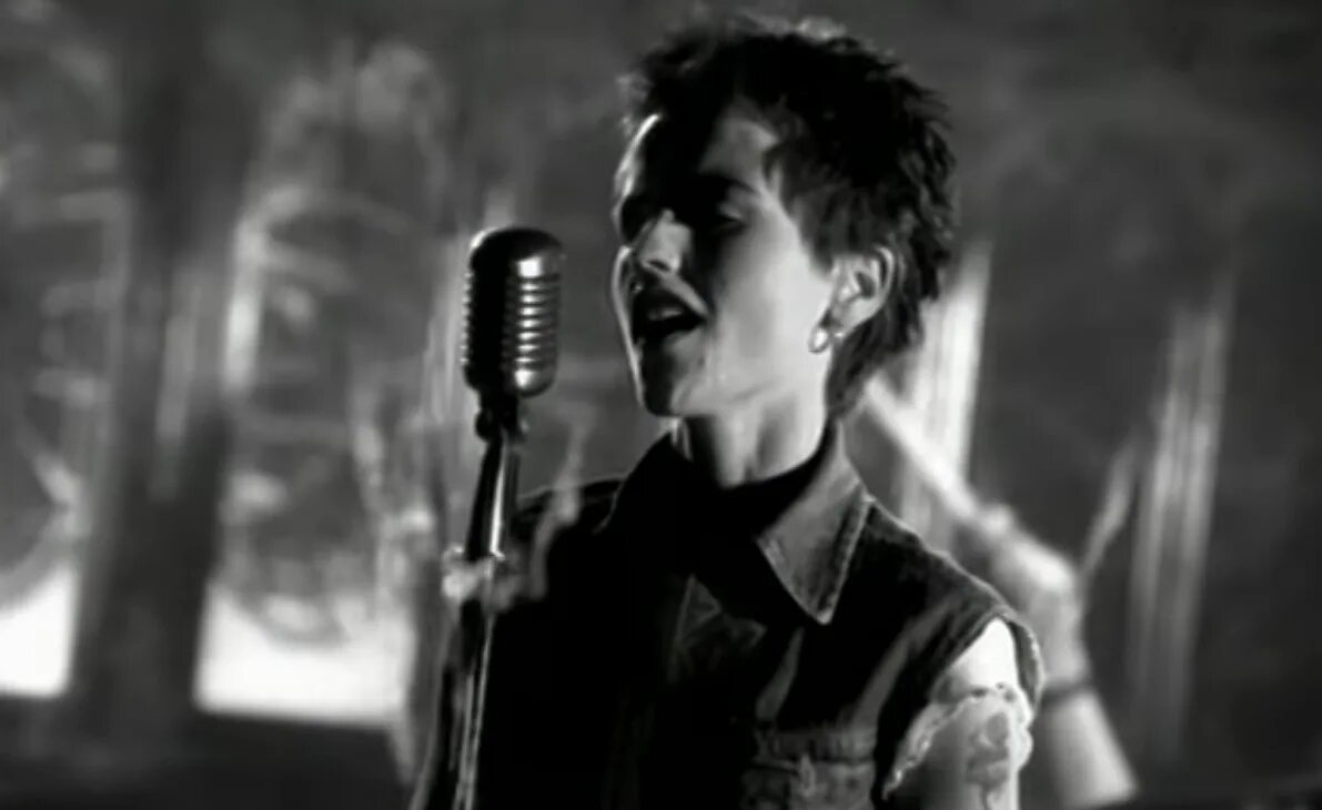 The cranberries when you re gone. The cranberries 1996. crambiers группа. the cranberries - 2017 - something else.