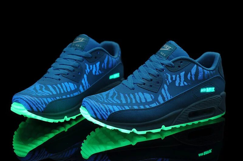 Какие найки лучше. Nike Air Max 2023. Nike Air Max 2022. Nike Air Max 2022 мужские. Nike Air Max 2020 model.