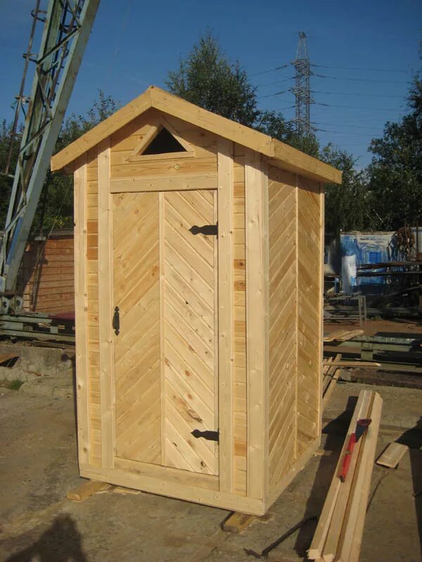 Деревянный туалет. Туалет дачный деревянный. Туалет деревянный для дачи. Туалет уличный деревянный. Купить туалет в ключах