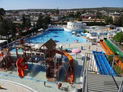 Holiday village отзывы
