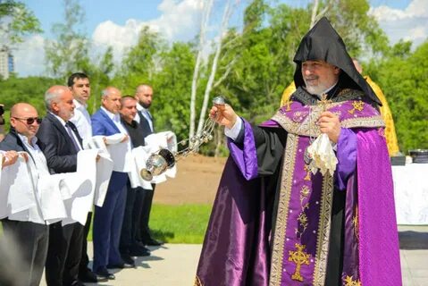 Архиепископ армении