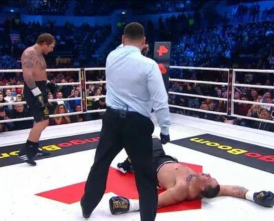Бой емельяненко видео боя