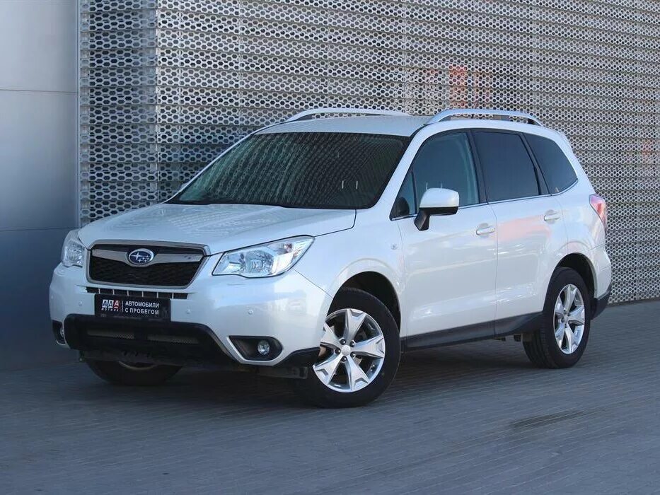 Subaru Forester 2014. Субару Форестер 2014 белый. Subaru Forester 2013 белый. Субару Форестер 2016 белый.