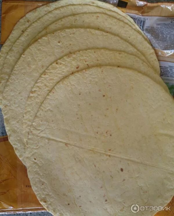 Лепешки для кесадильи. Мексиканские лепешки Tortillas delicados. Лепешка на кесадилью. Лепешка круглая. Круглые лепешки тортильи.