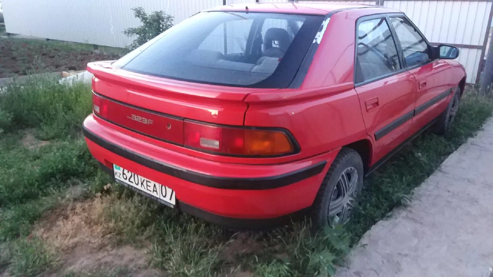 323 отзывы. Мазда 323 1990. мазда 323 хэтчбек 1990. мазда хэтчбек 1990. мазда 323 bg 1.8 л 1990г хэтчбек.