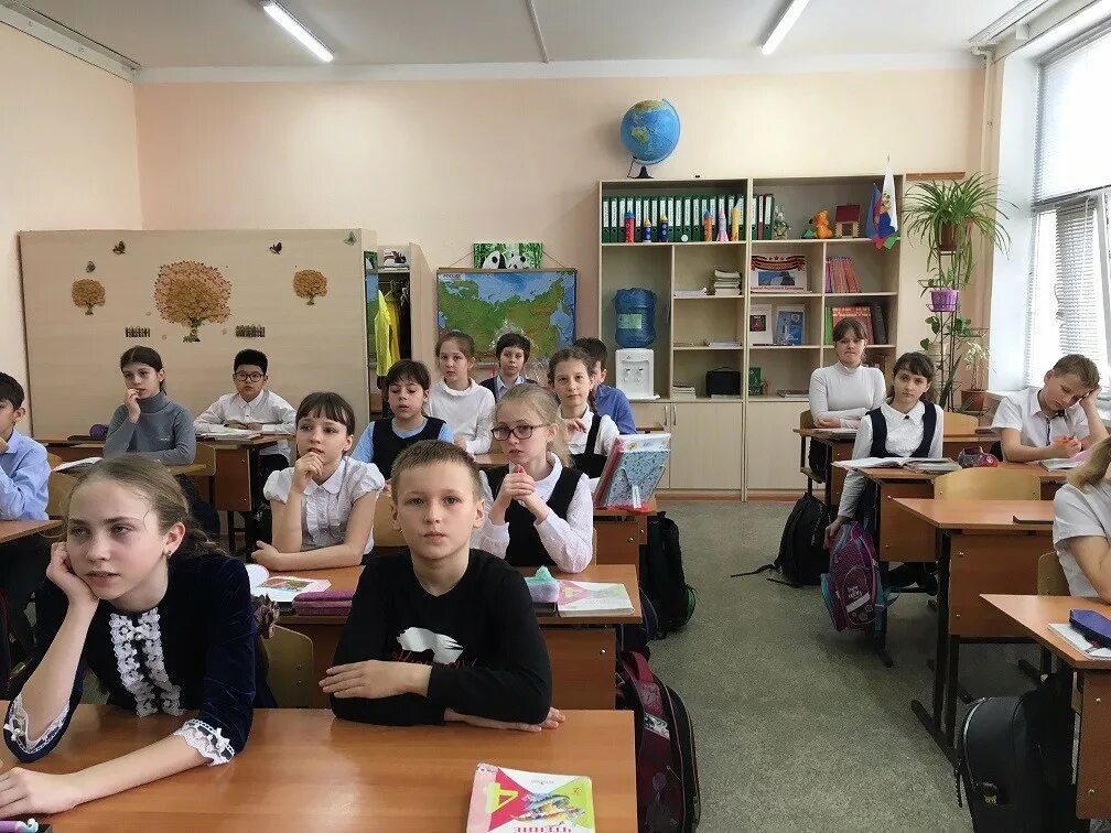 численность класса. результаты ответов. процент не сдачи базы. сколько процентов школьников занимаются спортом. кол во классов вс.