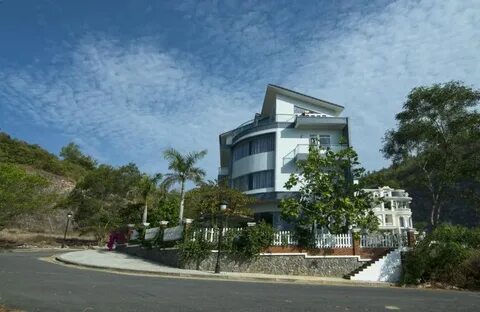 Hill villas