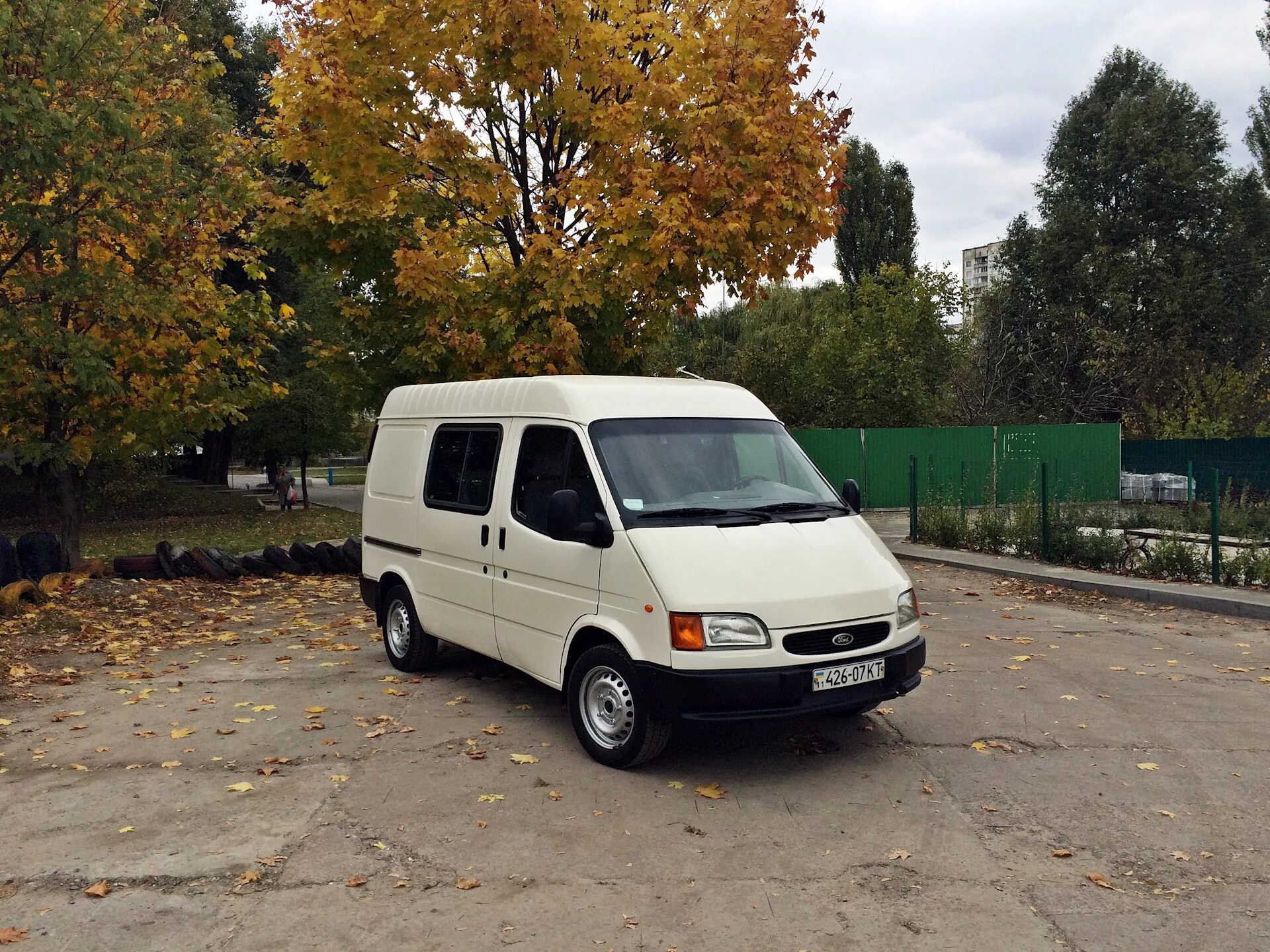 Лист форд транзит. Ford Transit 1997. Форд Транзит 1997г. Ford Transit 1995 2000. Форд Транзит фургон 1997.