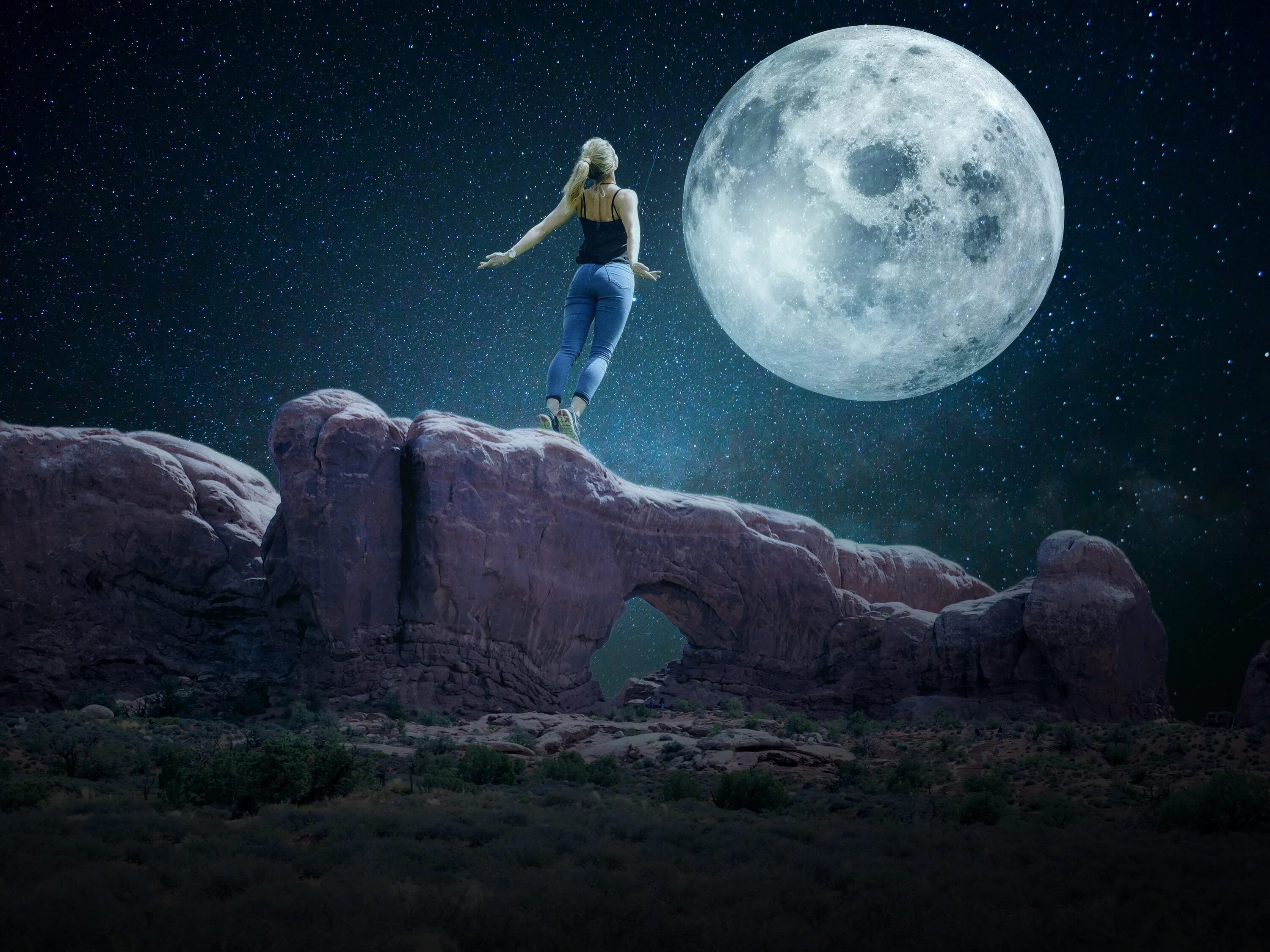 Мечта Луна. Луна фэнтези. Девушка-Луна. Человек на Луне фэнтези.