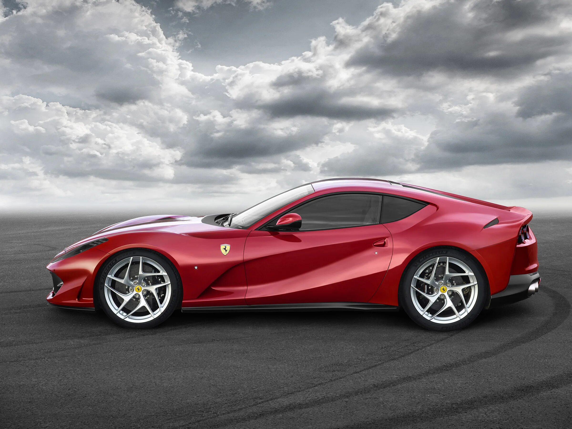 Феррари ferrari. Ferrari 812 Superfast. Ferrari f12 Superfast. Ferrari 812 Superfast Spider. Ferrari 812 Superfast 2017.