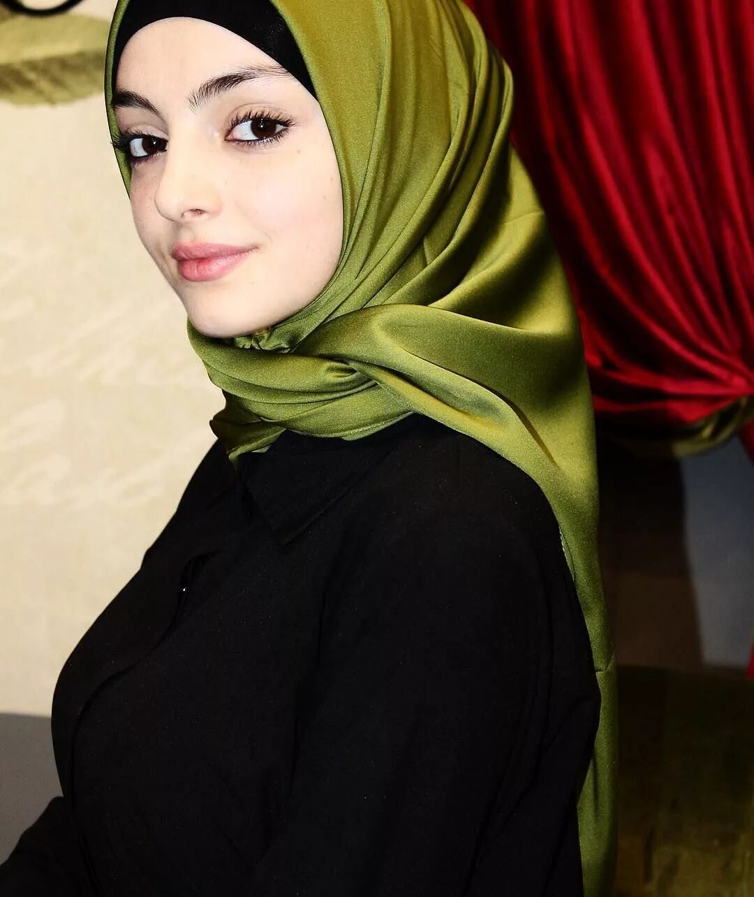 Салихат Касумова в хиджабе 2020. Хадиджа Хажия. Салихат Касумова 2019. Салихат Касумова хот.