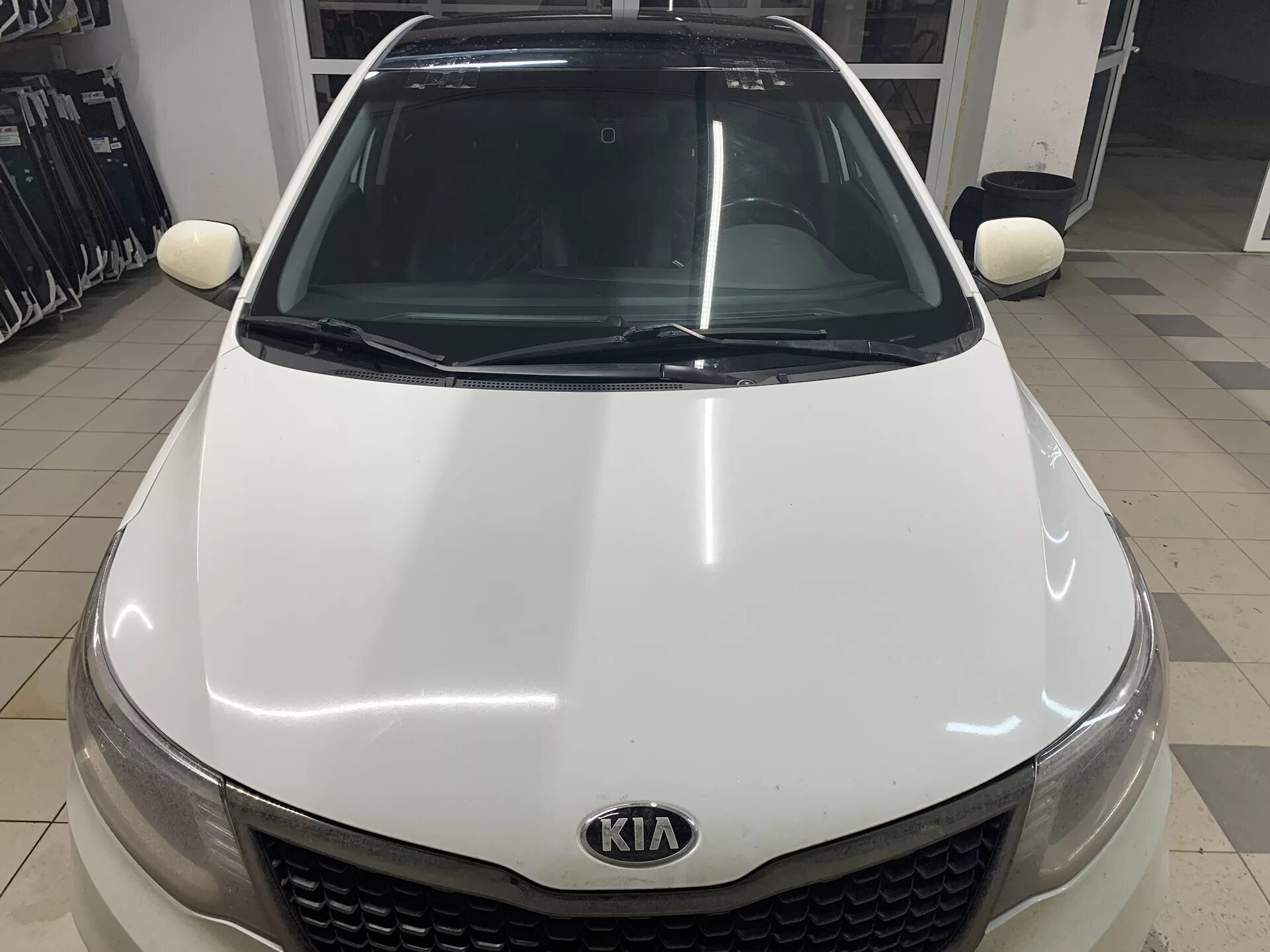 Лобовое стекло Kia Rio. Лобовое стекло Рио 3. Лобовое стекло Киа Рио 2016. Лобовое Киа Рио 3. Купить лобовое на киа рио