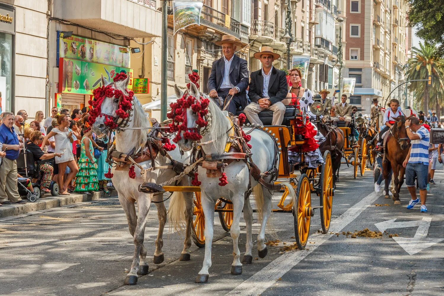 Испанские традиции. Собранная испании. Ла виханера. Сборная испании футболисты. Собранная испании.