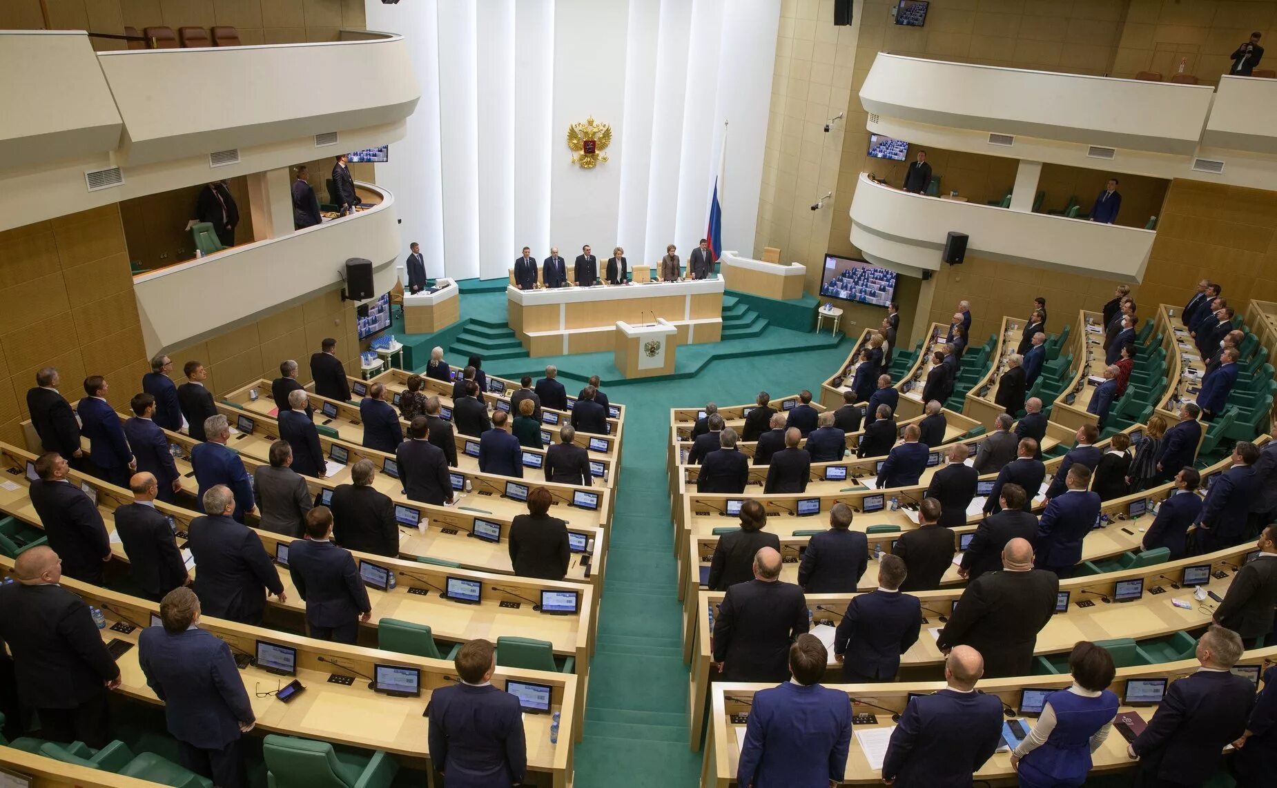 Зачем федеральное собрание. Правительство РФ совет Дума Федеральное. Совет Федерации Фед собрания. 372 Заседание совета Федерации. Правительство РФ собрание совет Федерации Госдума.