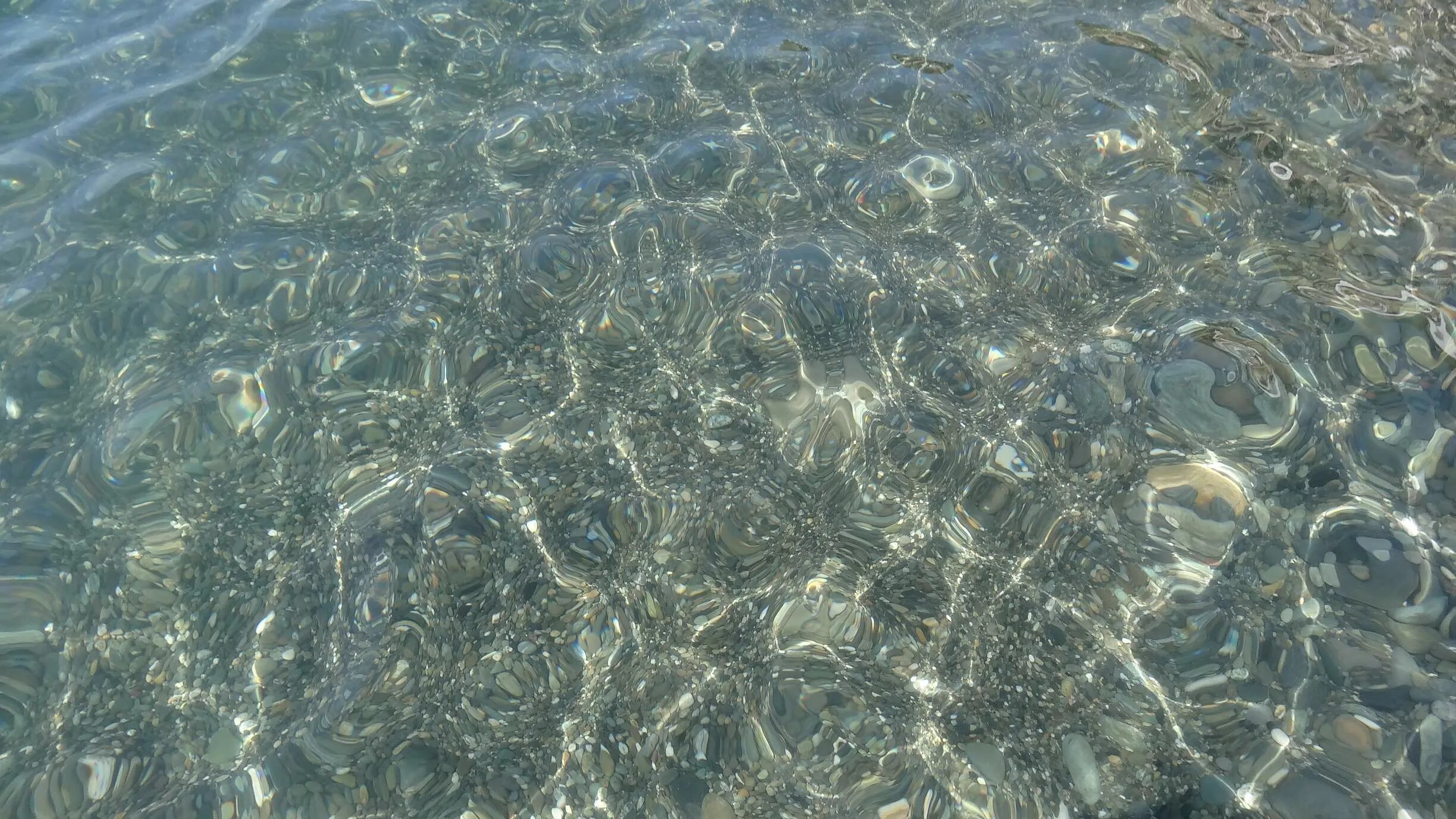 Сочи под воду. Морская вода Сочи. Цвет воды в Сочи. Лазурная вода в Сочи. Акватория вода.