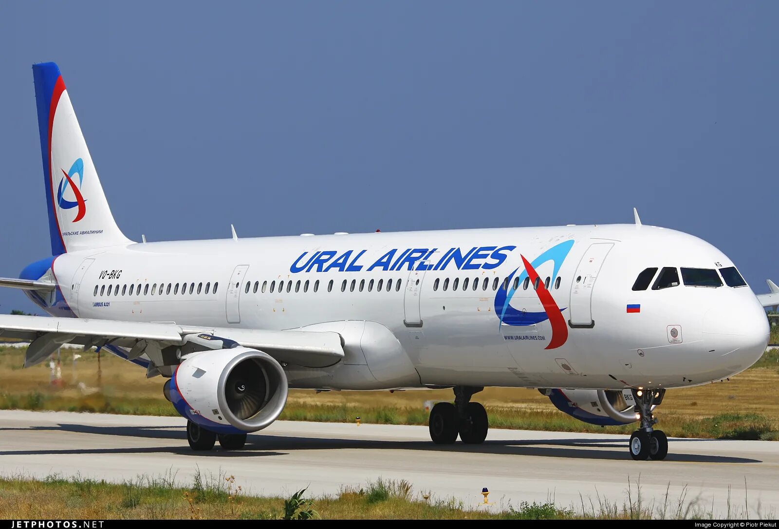Самолёт airbus a320 уральские авиалинии. Уральские авиалинии рейс u6. Аэробус а321 нео уральских авиалиний. Самолёт airbus a320 уральские авиалинии. Аэробус а320 уральские авиалинии.
