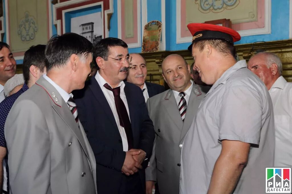 Зам начальника северо кавказской железной дороги задержан. Зам начальника северо кавказской железной дороги задержан. Зам начальника северо кавказской железной дороги задержан. Начальник станции дербент. Начальник жд вокзала дербент.