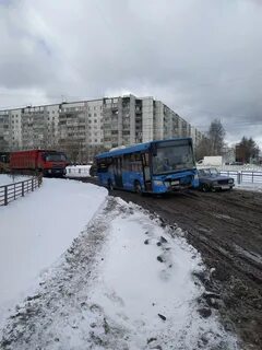 Автобус провалился в питере