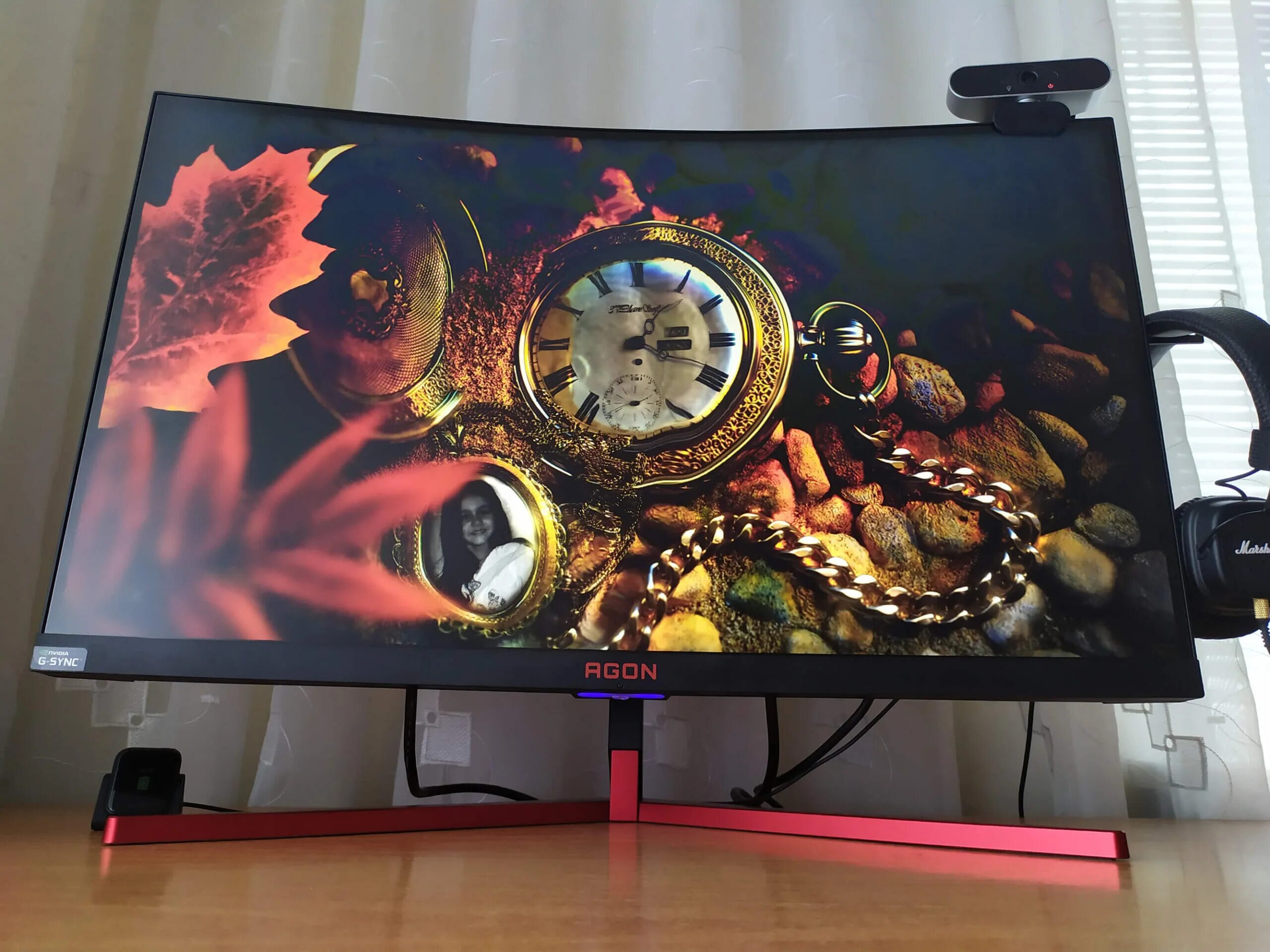 Игровой монитор 165hz. Монитор AOC Agon ag273qcg. Монитор игровой AOC c27g2zu/BK. Монитор AOC 165гц изогнутый. Монитор AOC 27.