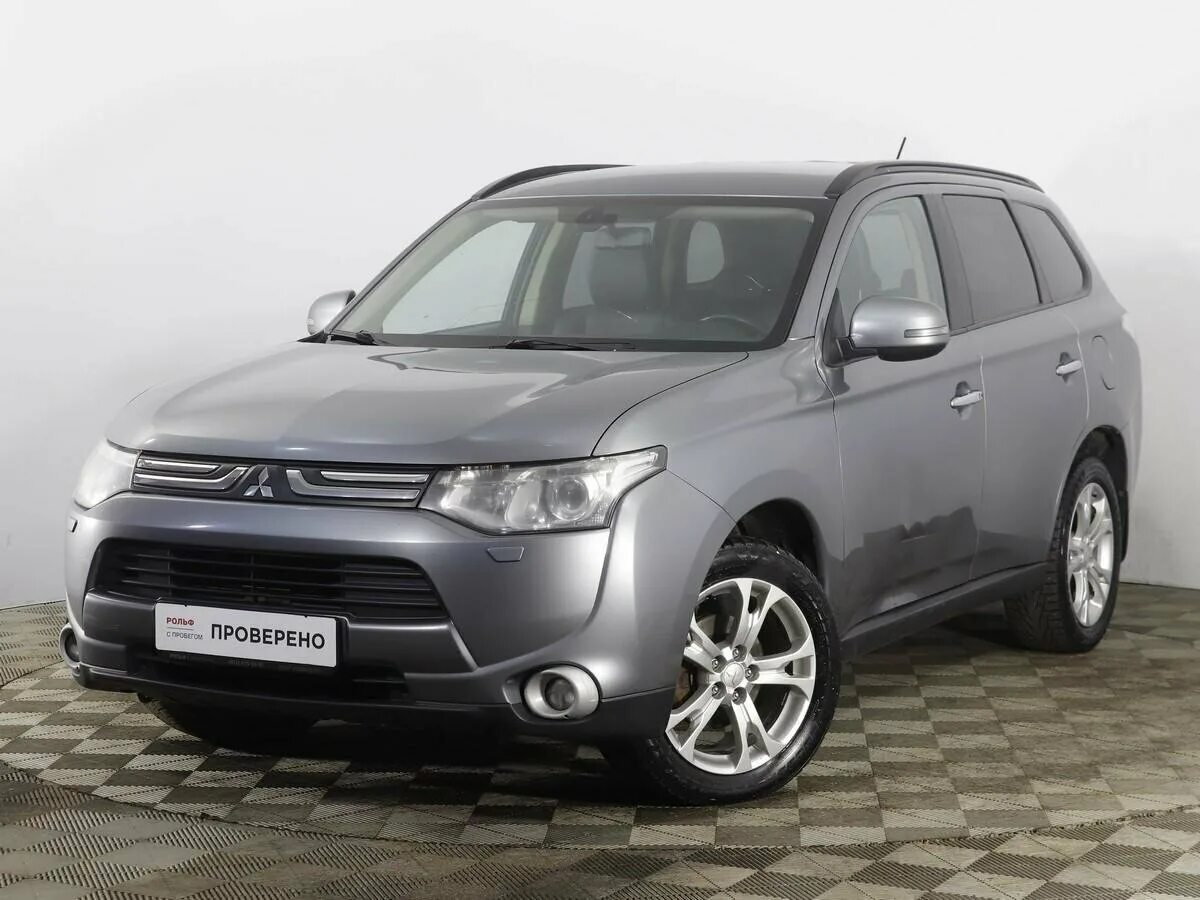 Iii 2012. митсубиси аутлендер 2012 белый. Mitsubishi outlander 2012 года. люди в черном агент джей и кей. Iii 2012.