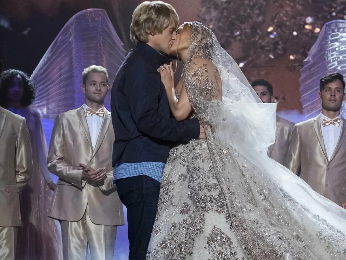 Первый встречный marry me, 2022. Первый встречный 2022. Оуэн уилсон первый встречный (2022). За первого встречного лопес. Первый встречный 2022.