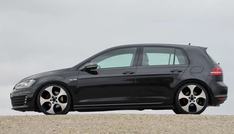 Диски на vw golf5. Vw golf 7 r17. Оригинальные диски фольксваген гольф 6 r16. Golf 4 gti r18. Golf 7 gti диски.