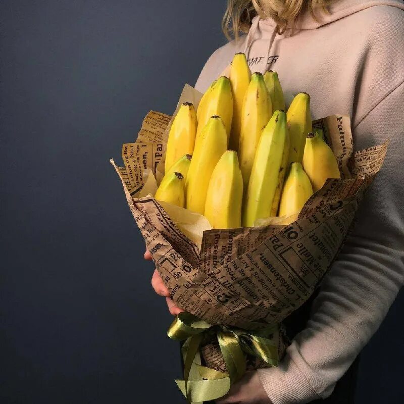 Букет с бананами. Букет из бананов. Букет из бананов. Букет из бананов миньоны. Букет из бананов своими руками.