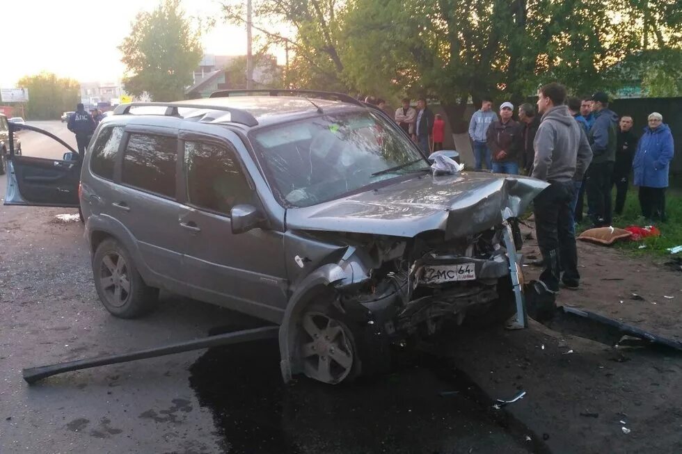 Авария в балашове вчера вечером. Балашовер новости происшествия сегодня. Балашовер новости происшествия сегодня. Балашовер новости происшествия сегодня. Балашовер новости происшествия сегодня.