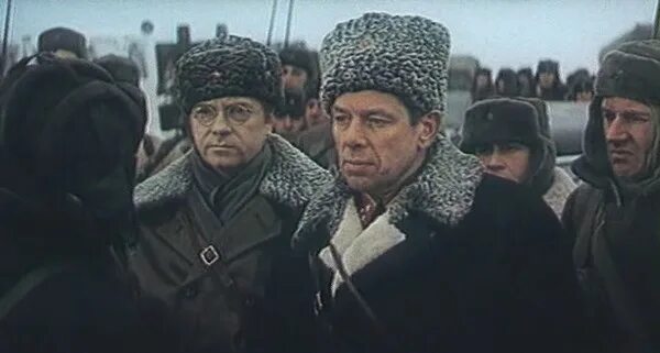 Кадры из фильма горячий снег Историк