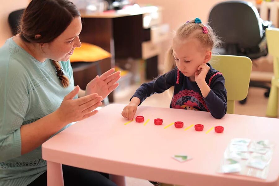 Ава терапия. Игровая терапия для детей. Методы коррекции аутистов. Методы работы с детьми аутистами. Методики работы с детьми с рас.