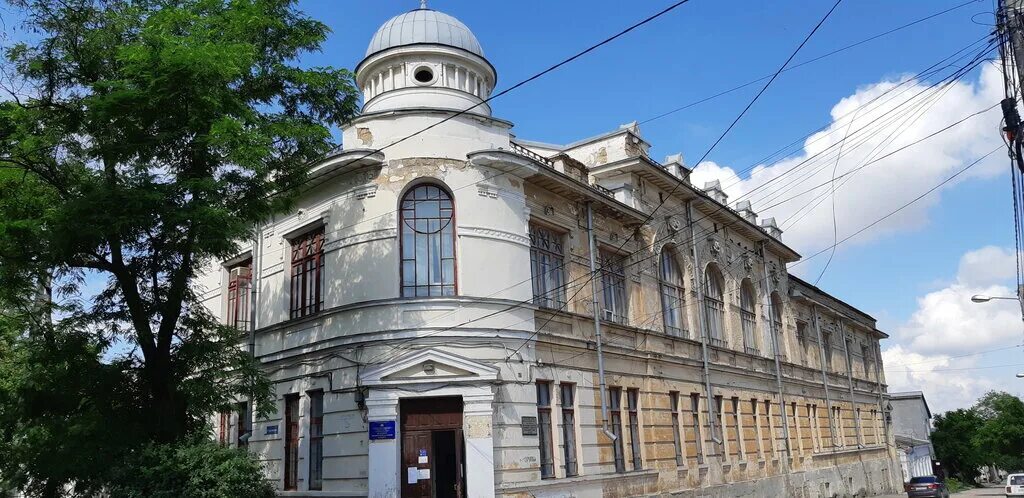 Памятники архитектуры симферополь. Ул студенческая 14 симферополь. Старое здание сейсмической станции студенческая симферополь. Стрелковая 91 симферополь общежитие. Г симферополь ул ленина 12.