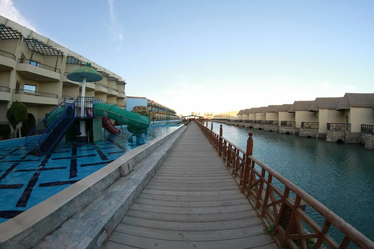 Bellagio египет хургада. Family bellagio resort 4 хургада. Bellagio beach resort & spa. Panorama bungalows resort hurghada 4. Fun sun family bellagio resort 4 хургада.
