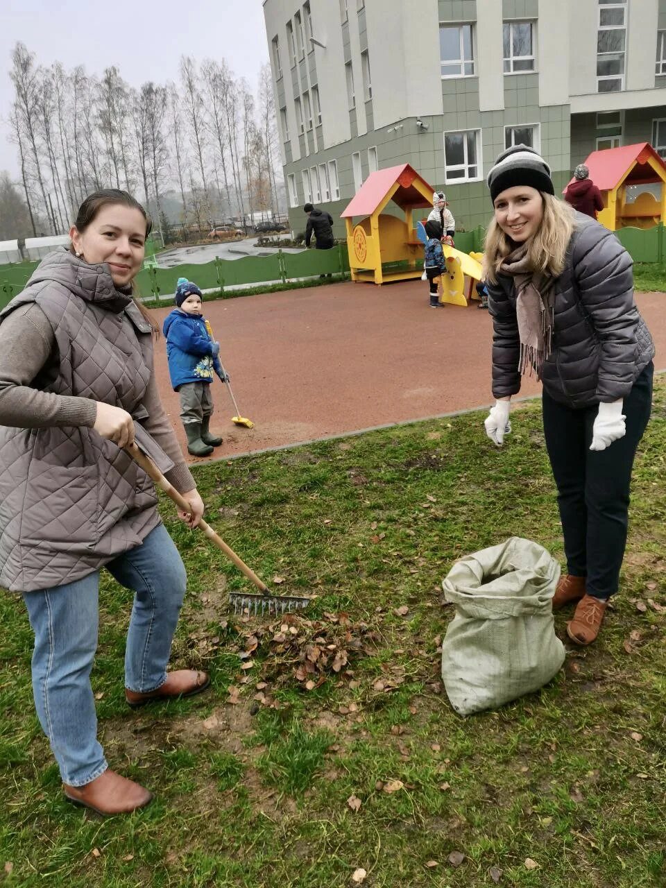 Добрый субботник. Субботник в детском саду. субботник 2025. дети на субботнике. субботник в санкт-петербурге 2025.