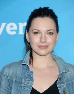 Жалаңаш акробатикалық суреттер