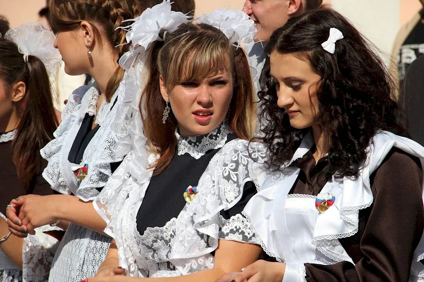 Причёски на последний званок