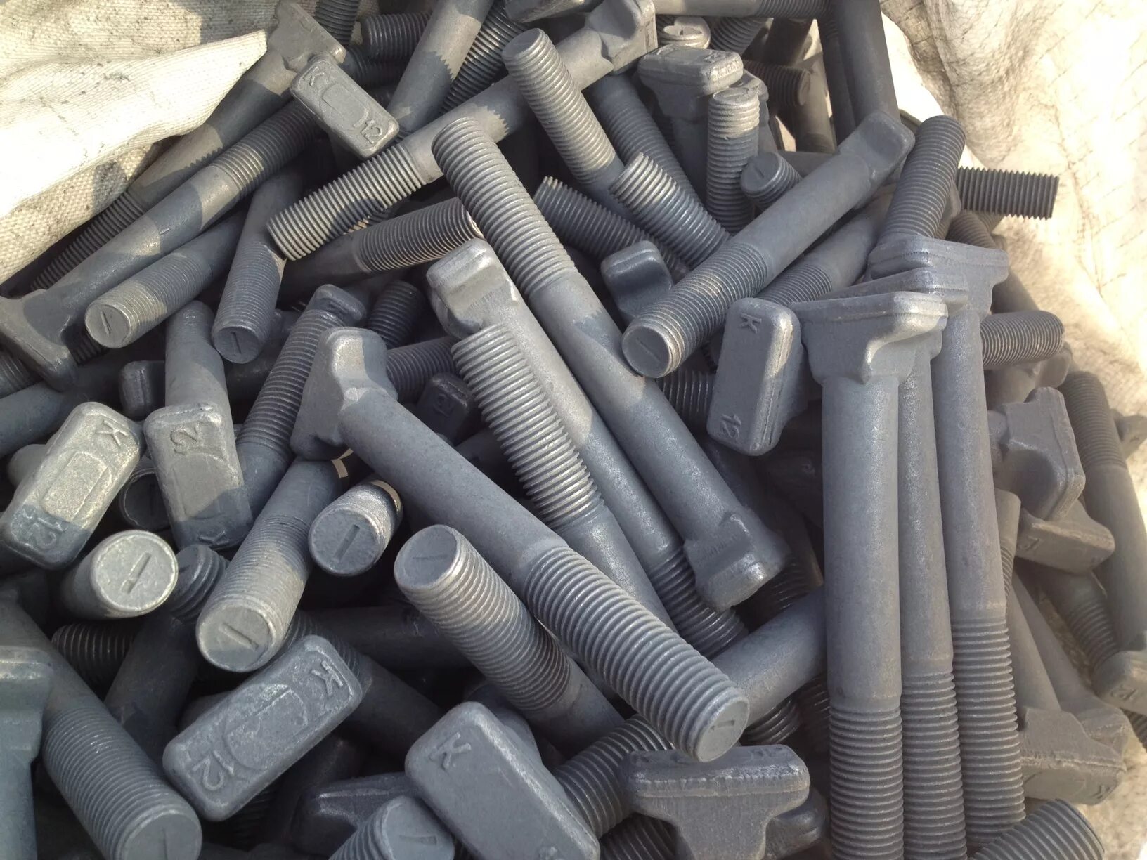 Фосфат железа 3 цвет осадка. Фосфат лития. Шестерня пластмассовая 12 зубьев 5x2. Фосфат рубия. Цинковое фосфатирование металла.