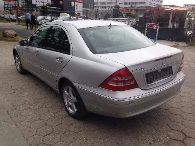 Mercedes c 2002. Мерседес с класс 2002. Мерседес c 2002. Мерседес s класс 2002. Mercedes c 2002.