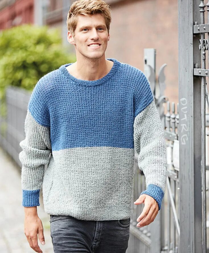 Men knitted. Мужской свитер Verena 2020. Вязаный мужской джемпер. Двухцветный свитер мужской. Мужчина в свитере.