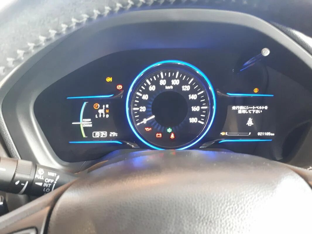 Honda vezel 2014. Панель honda vezel. Honda vezel номер кузова. Приборная панель honda vezel. Honda vezel 2018.