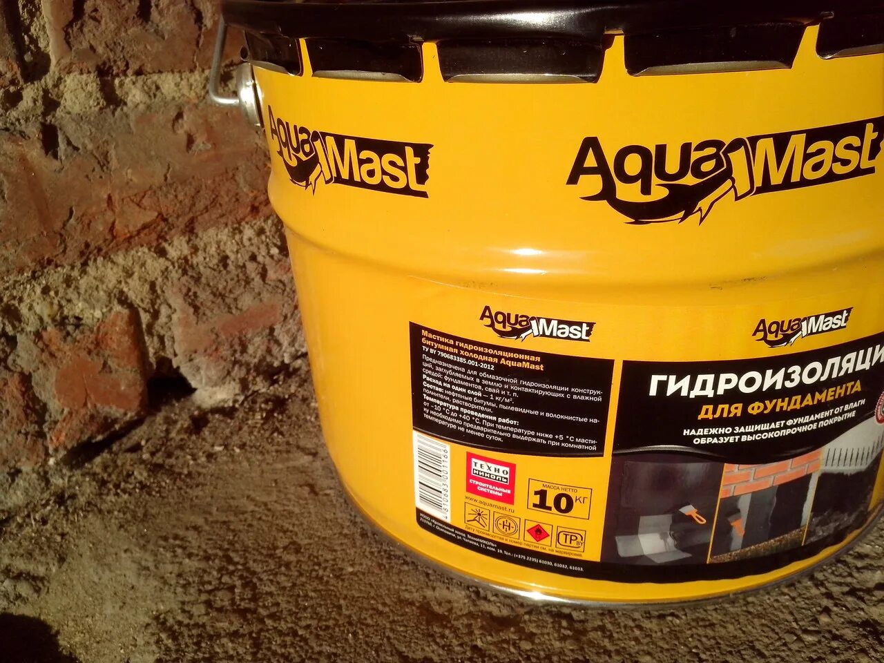 Мастика aquamast 18 кг. Мастика ТЕХНОНИКОЛЬ AQUAMAST. AQUAMAST 10 L. Мастика битумная AQUAMAST 18кг. Praimer bitumnii AQUAMAST.